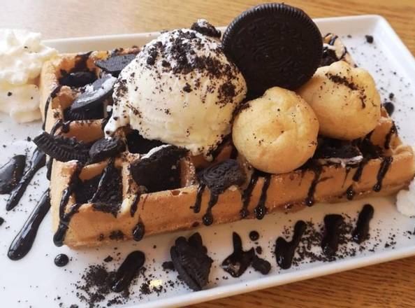Cookie Monster Waffle 奧利奧鬆餅